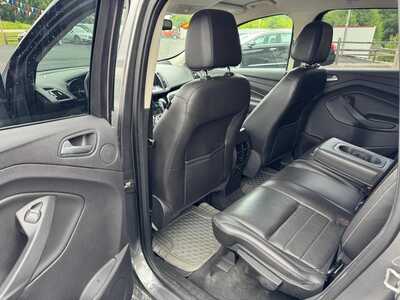 2014 Ford Escape, $8459. Photo 10