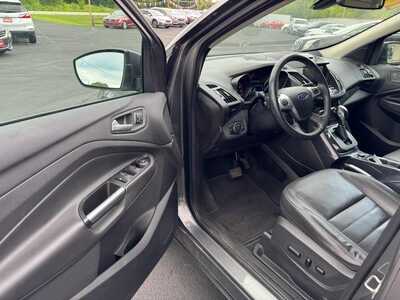 2014 Ford Escape, $8459. Photo 9