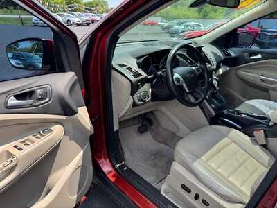 2014 Ford Escape, $6587. Photo 9
