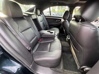 2014 Ford Taurus, $5995. Photo 12