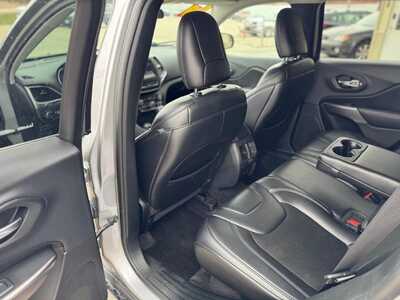 2019 Jeep Cherokee, $5500. Photo 10
