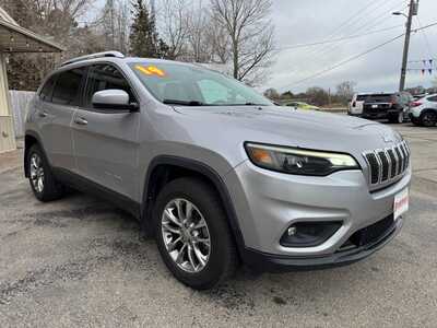 2019 Jeep Cherokee, $5500. Photo 3