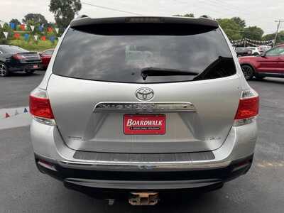 2011 Toyota Highlander, $8995. Photo 6