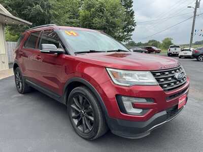 2017 Ford Explorer, $10995. Photo 3