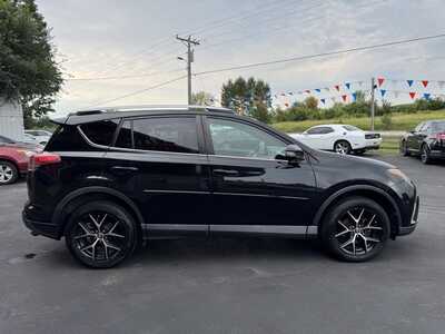 2016 Toyota RAV4, $15762. Photo 4
