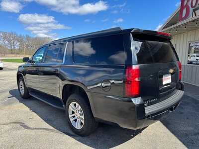 2019 Chevrolet Suburban, $8995. Photo 7
