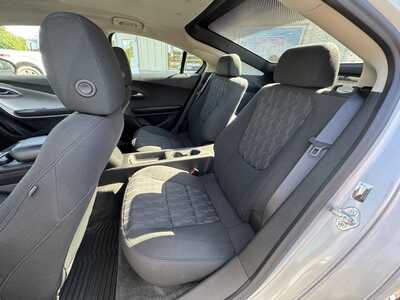 2012 Chevrolet Volt, $6495. Photo 11