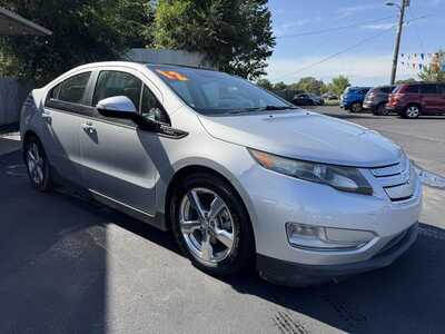 2012 Chevrolet Volt, $6495. Photo 3