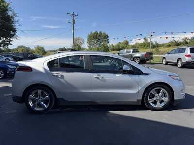 2012 Chevrolet Volt, $6495. Photo 4