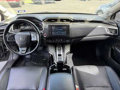 2018 Honda Clarity, $11479. Photo 11