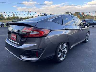 2018 Honda Clarity, $11479. Photo 5
