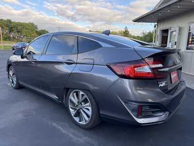 2018 Honda Clarity, $11479. Photo 7
