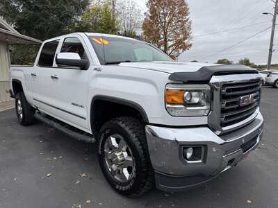 2016 GMC 2500 Crew Cab, $16987. Photo 3