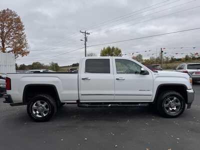 2016 GMC 2500 Crew Cab, $16987. Photo 4