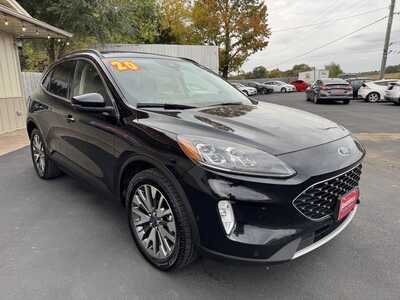 2020 Ford Escape, $11659. Photo 3