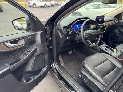 2020 Ford Escape, $11659. Photo 9
