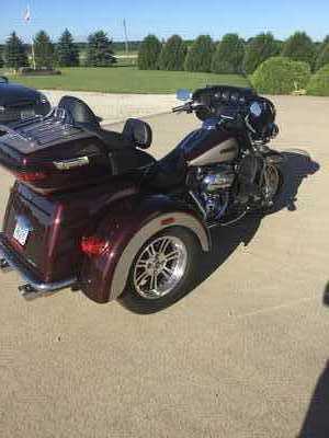 2018 Harley Davidson Tri glide, $27500. Photo 2
