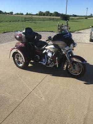 2018 Harley Davidson Tri glide, $27500. Photo 3
