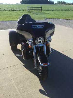 2018 Harley Davidson Tri glide, $27500. Photo 6