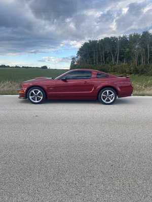 2006 Ford Mustang, $12000. Photo 2