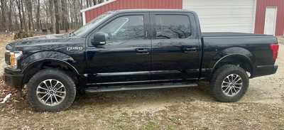 2018 Ford F150 Crew Cab, $31000. Photo 1