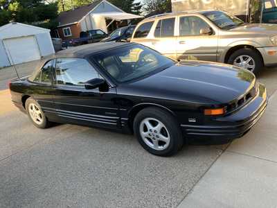 1994 Oldsmobile Cutlass Supreme, $3500. Photo 1