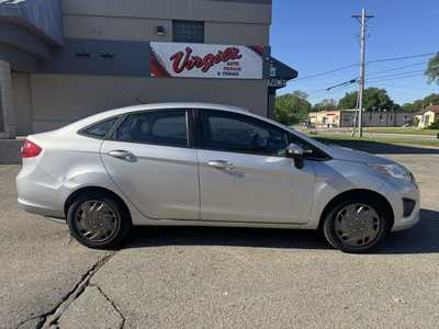 2013 Ford Fiesta, $5400. Photo 1