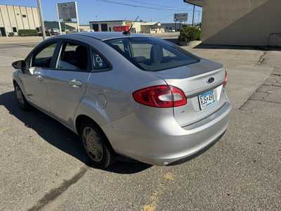 2013 Ford Fiesta, $5400. Photo 5