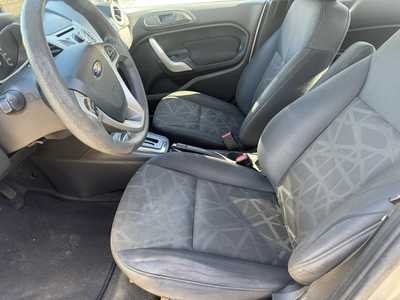 2013 Ford Fiesta, $5400. Photo 11