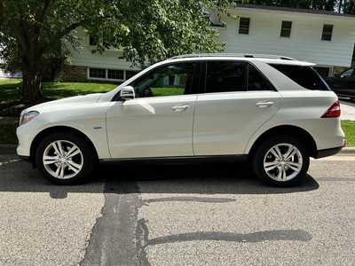 2012 Mercedes-Benz M-Class, $9700. Photo 2