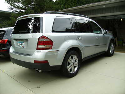 2009 Mercedes-Benz GL-Class, $6950. Photo 6