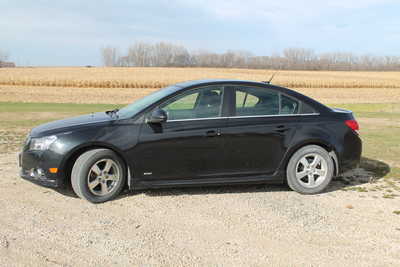 2012 Chevrolet Cruze, $3800. Photo 6
