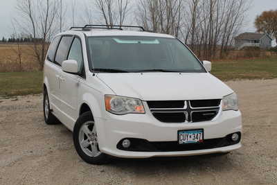 2011 Dodge Caravan, Grand, $3200. Photo 2