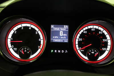 2011 Dodge Caravan, Grand, $3200. Photo 7