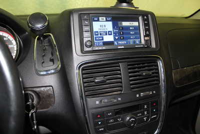 2011 Dodge Caravan, Grand, $3200. Photo 8