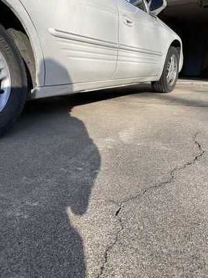 2005 Pontiac Bonneville, $9800. Photo 2