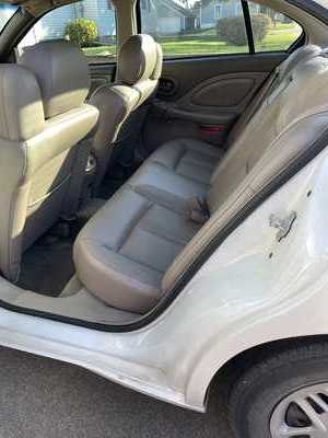 2005 Pontiac Bonneville, $9800. Photo 6