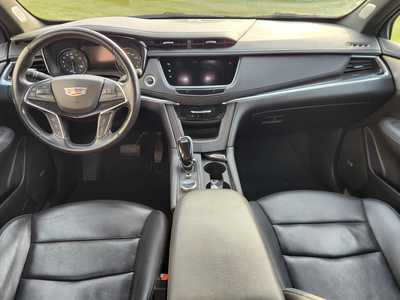 2020 Cadillac XT5, $19900. Photo 3