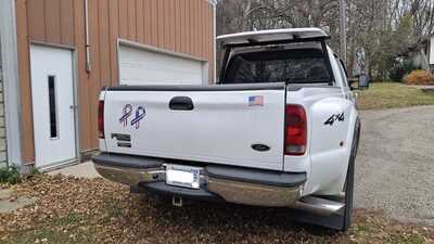 2001 Ford F350 Crew Cab, $39999. Photo 6