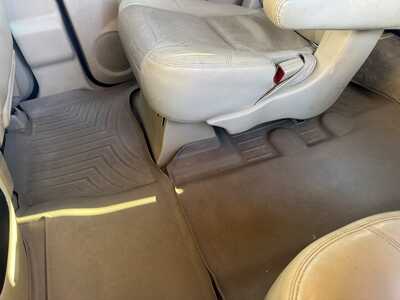 201 GMC Yukon XL, $7800. Photo 6