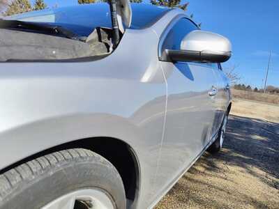 2015 Volvo V60, $7400. Photo 6