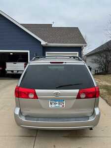 2009 Toyota Sienna, $500. Photo 6