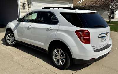 2017 Chevrolet Equinox, $13500. Photo 2