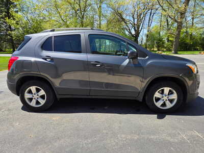 2016 Chevrolet Trax, $7250. Photo 2