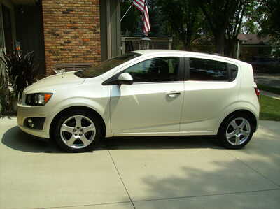 2015 Chevrolet Sonic, $5995. Photo 2