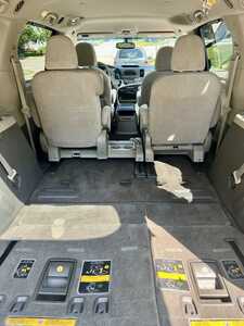2013 Toyota Sienna, $10995. Photo 9