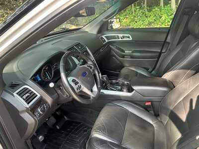 2015 Ford Explorer, $12800. Photo 10