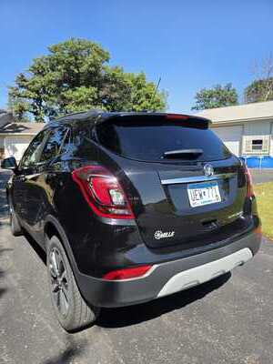 2021 Buick Encore, $10700.00. Photo 3