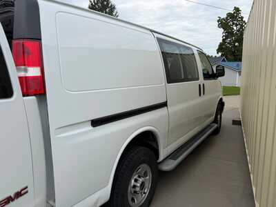 2020 GMC Van,Cargo, $16000. Photo 3