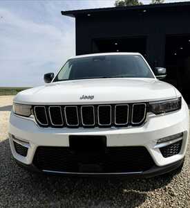 2023 Jeep Grand Cherokee, $24500. Photo 4